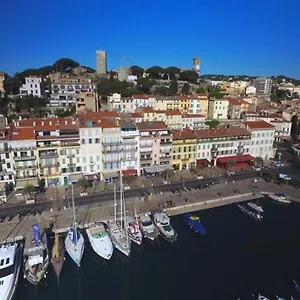 Old Port, Seafront & Seaview Best Wifi & Ac Apartment